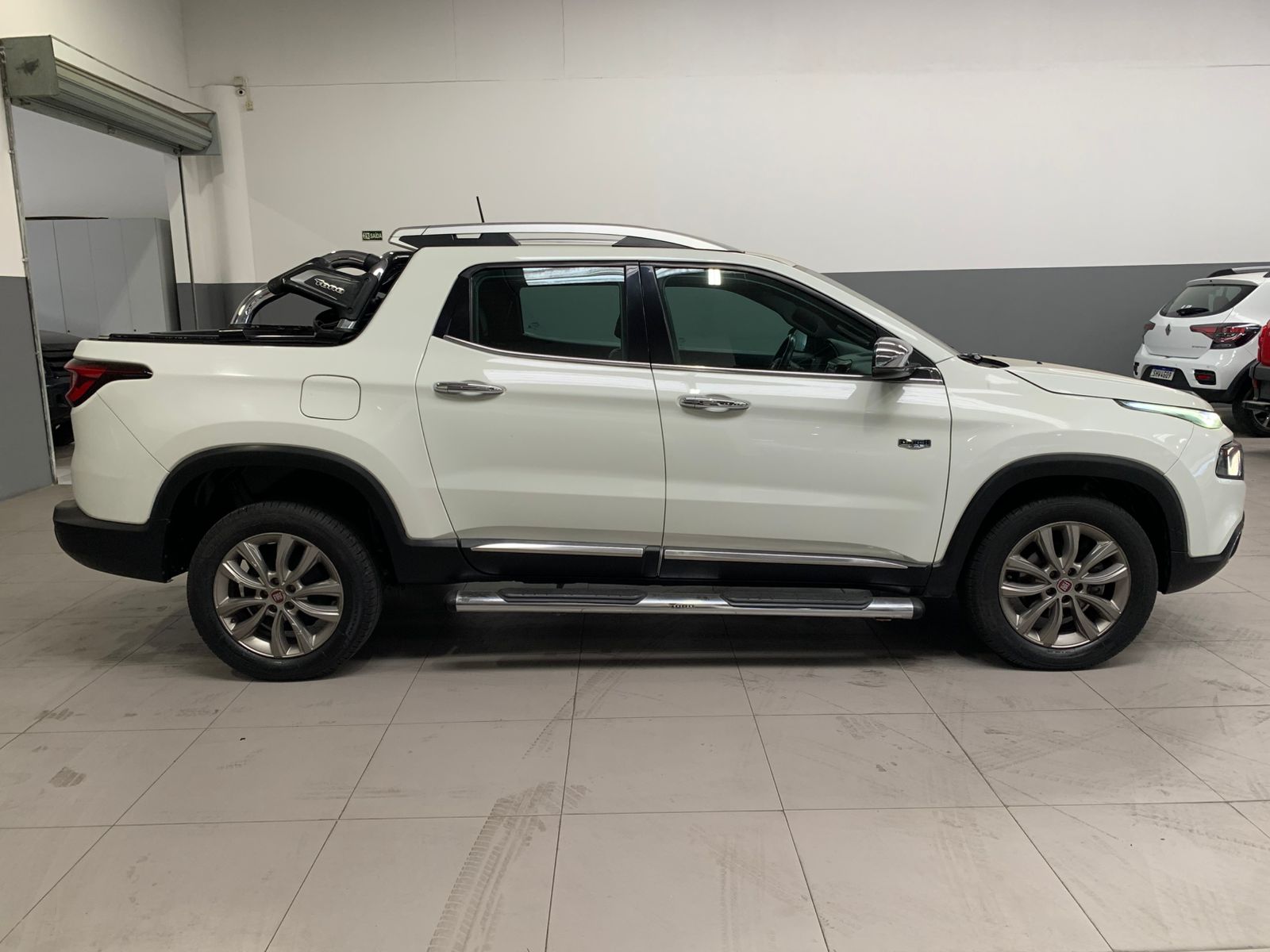 FIAT         TORO