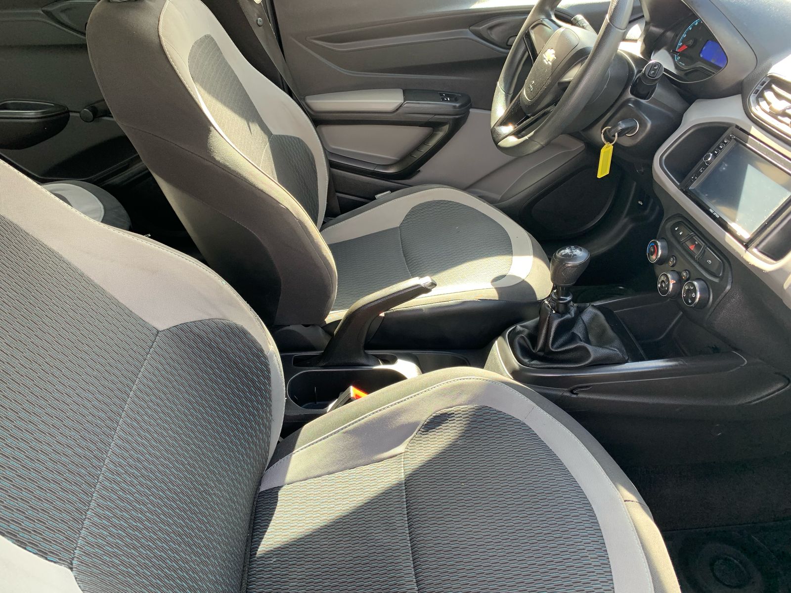 CHEVROLET         ONIX