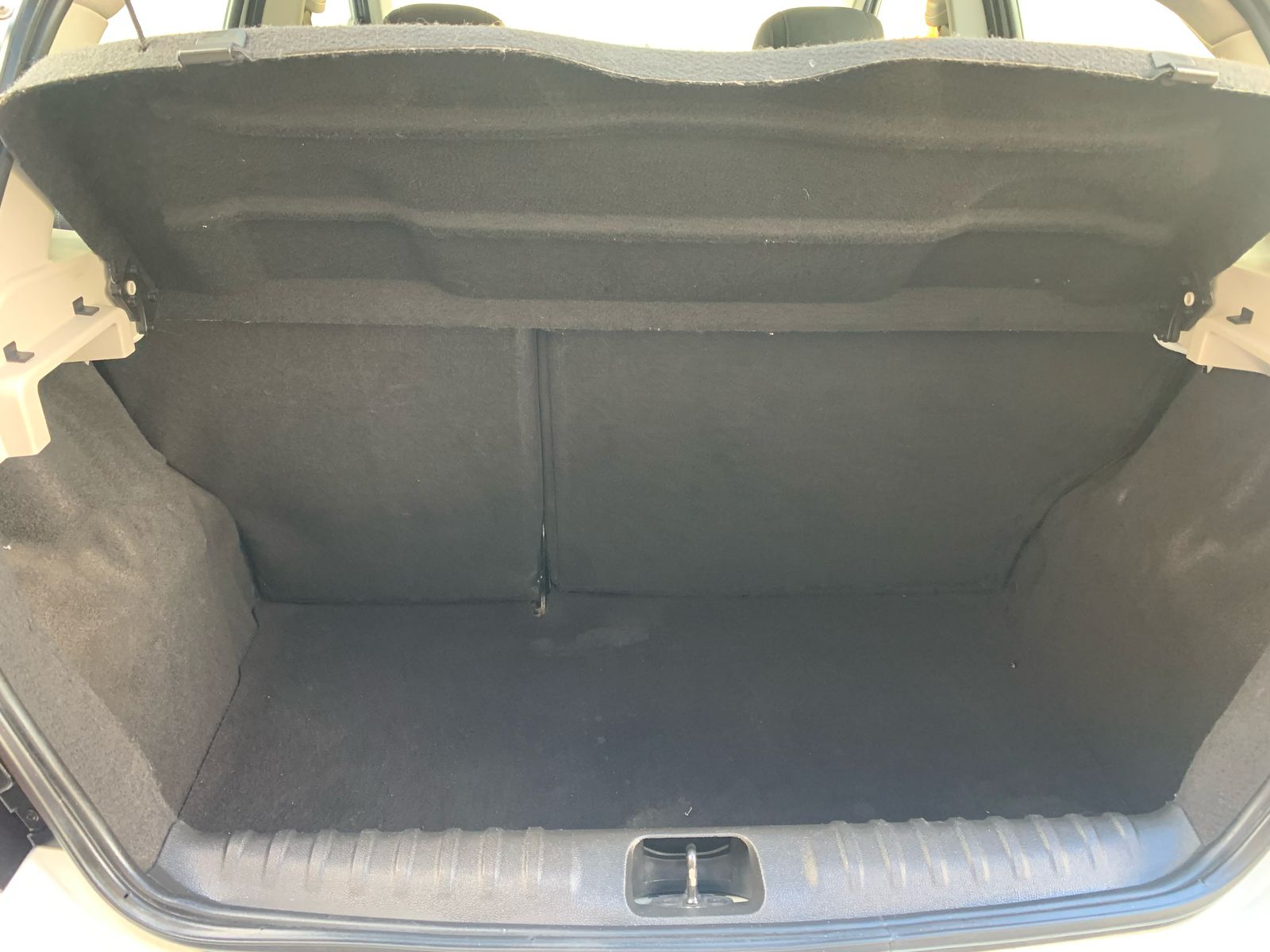 CHEVROLET         ONIX